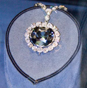 Hope Diamond — public domain / Wikimedia Commons