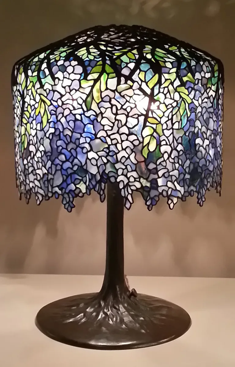 Tiffany Wisteria Lamp