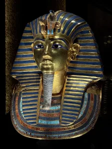 Tutankhamun's Mask — public domain / Wikimedia Commons